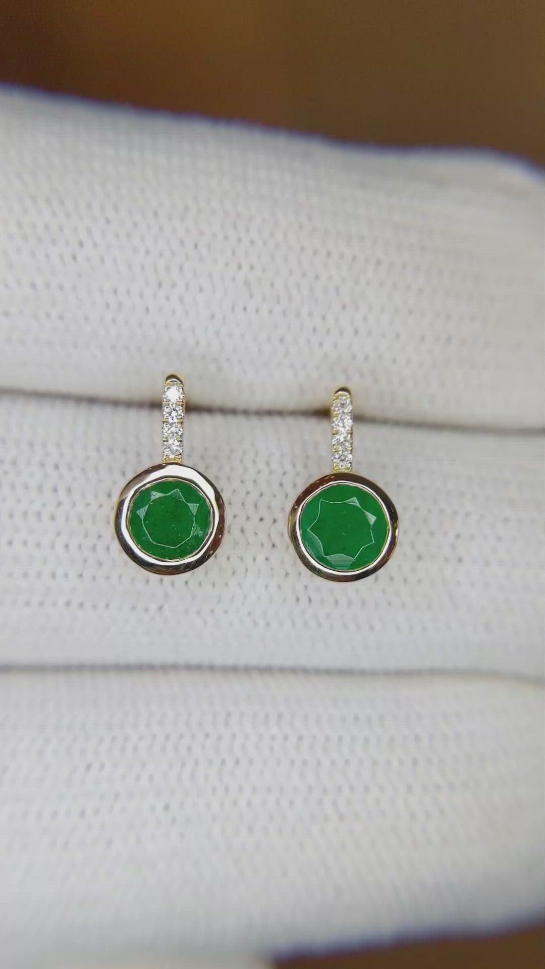 0.82 Ct.Tw. Emerald Studs Earrings, 14K Yellow Gold Size Video