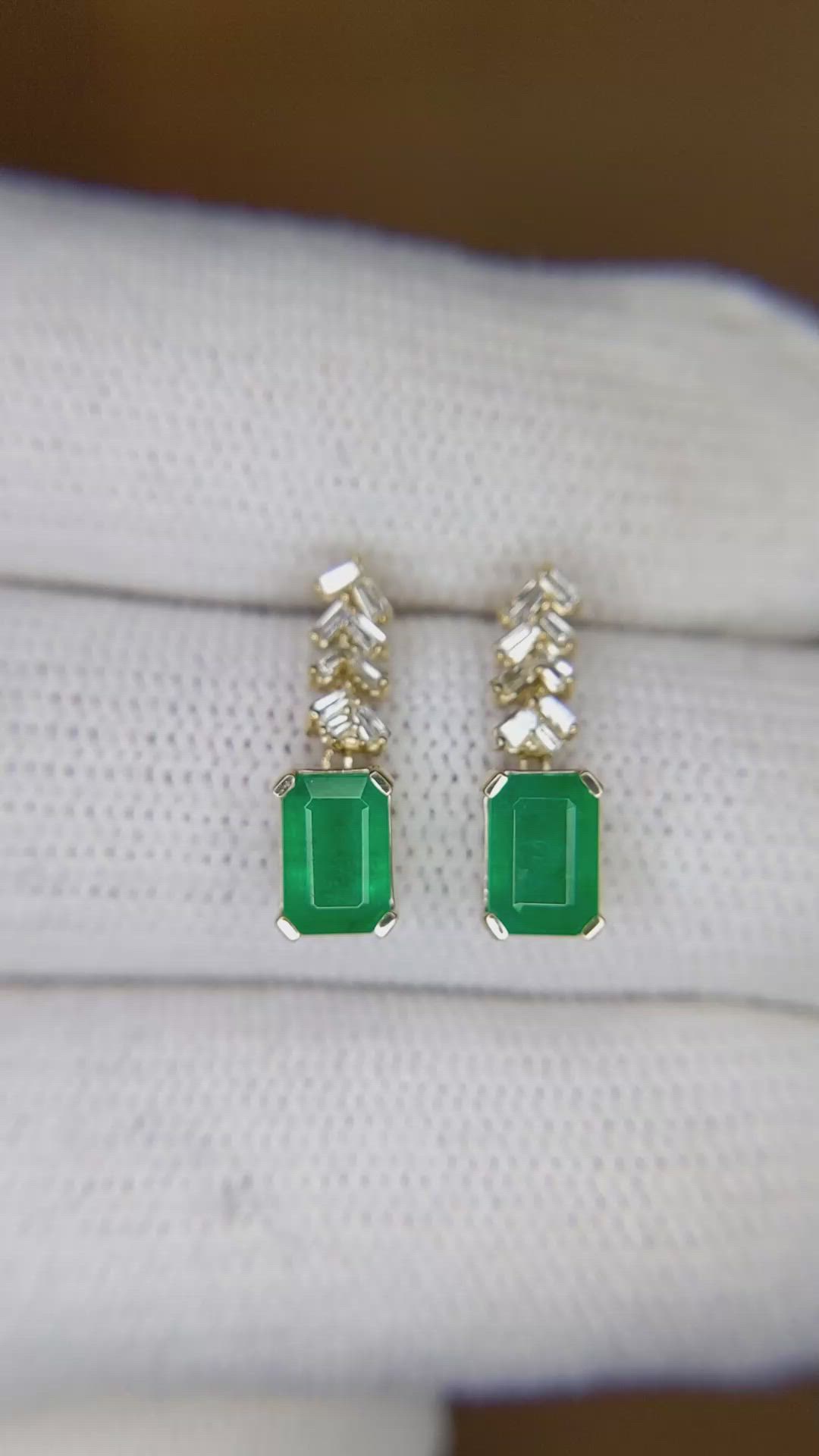 1.11 Ct.Tw. Emerald Natural Diamond Studs Earrings, 14K Yellow Gold Size Video