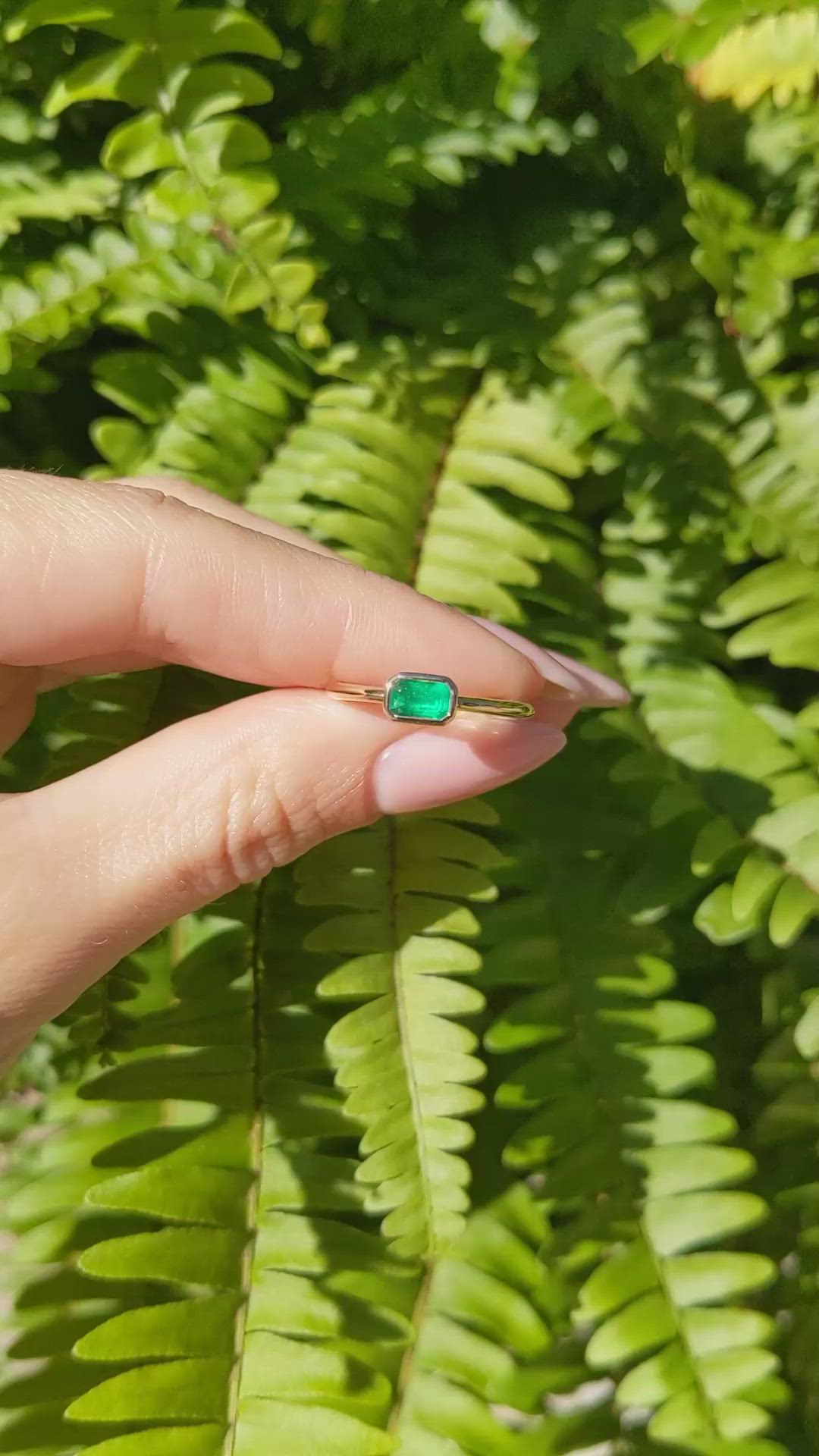 0.41 Ct. Emerald Bezel Ring, 18K Yellow Gold Size Video