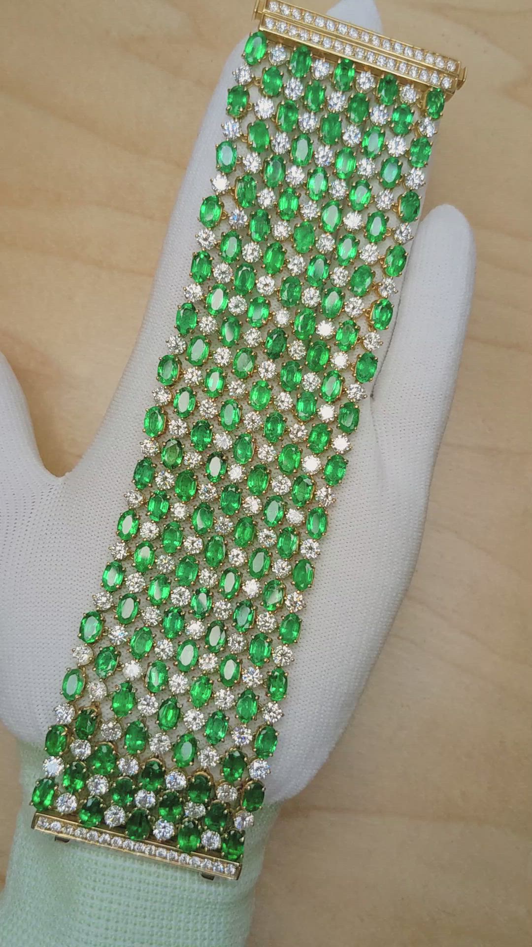 50.00 Ct.Tw. Emerald Natural Diamond Accent Stones Bracelet, 14K Yellow Gold Size Video