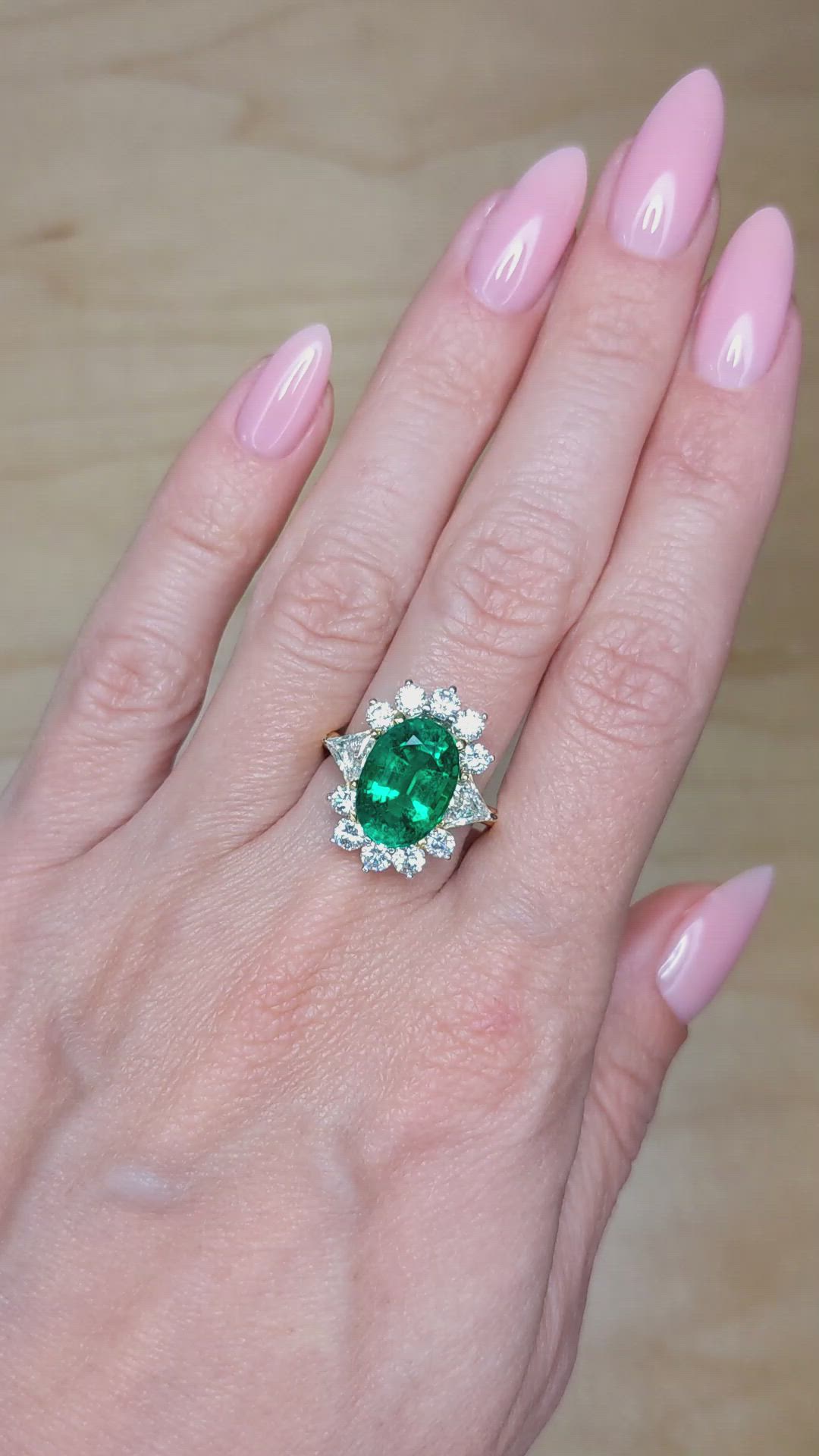 4.29 Ct. Emerald Natural Diamond Halo Ring, 18K Yellow Gold Size Video