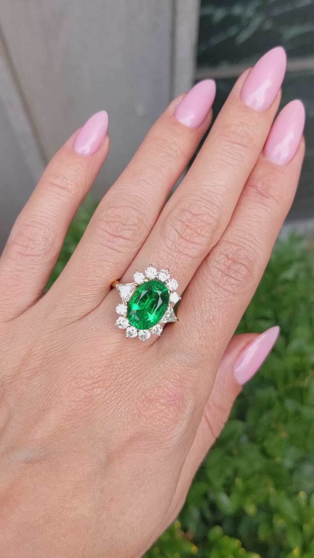 4.29 Ct. Emerald Natural Diamond Halo Ring, 18K Yellow Gold Size Video