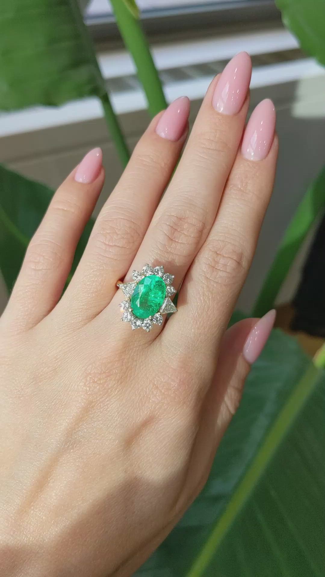 3.90 Ct. Emerald Natural Diamond Halo Ring, 18K Yellow Gold Size Video