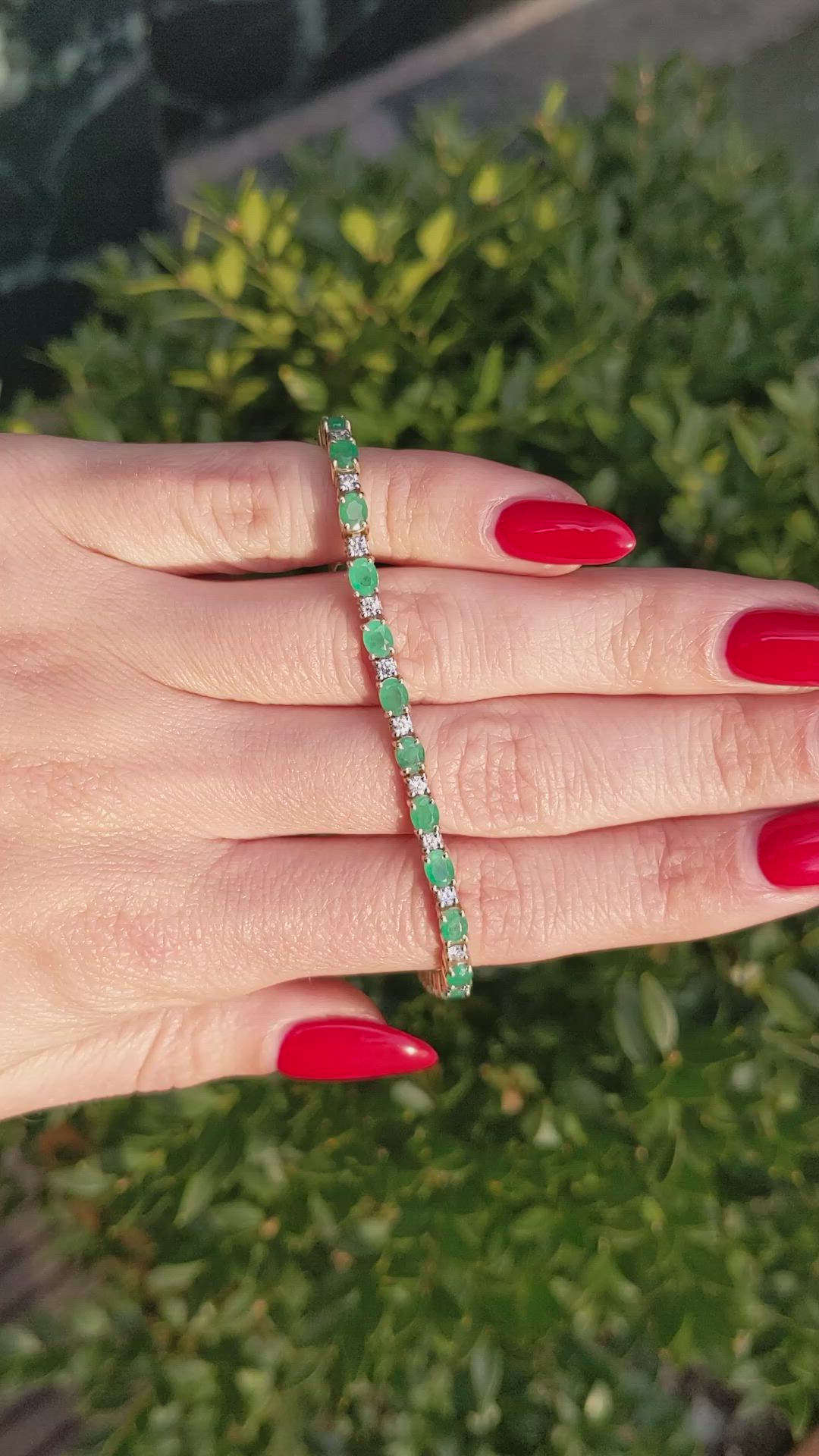 4.54&nbsp;Ct.Tw.Total Carat Weight Emerald and Natural Diamond Tennis/Line Bracelet, 14K Yellow Gold Size Video