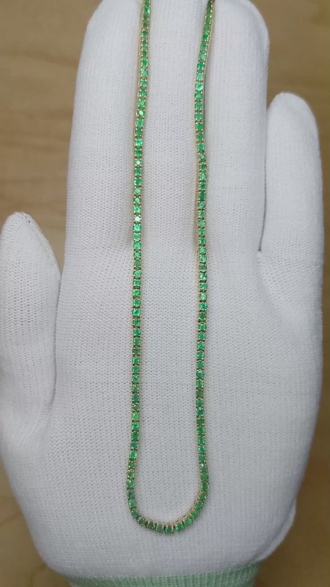 6.82 Ct. Emerald Tennis/Riviere Necklace, 14K Yellow Gold Size Video