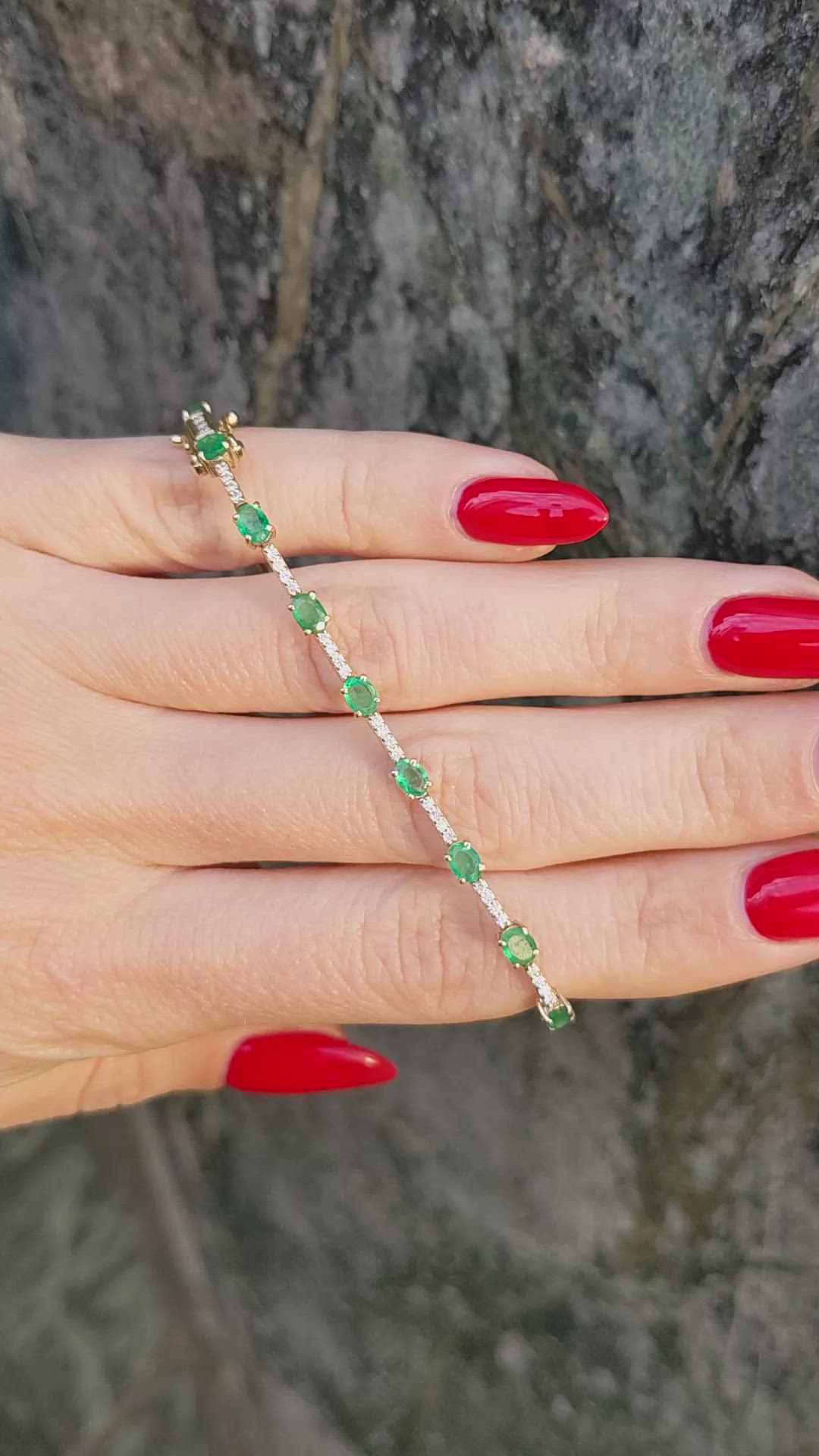 2.61 Ct.Tw. Emerald Natural Diamond Pave Bracelet, 14K Yellow Gold Size Video