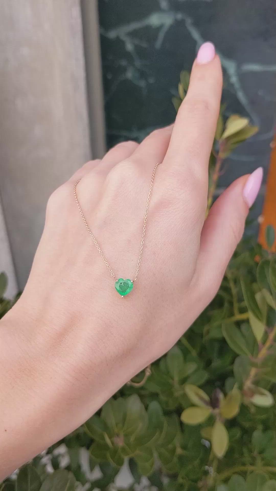 1.02 Ct. Emerald Solitaire Necklace, 14K Yellow Gold Size Video
