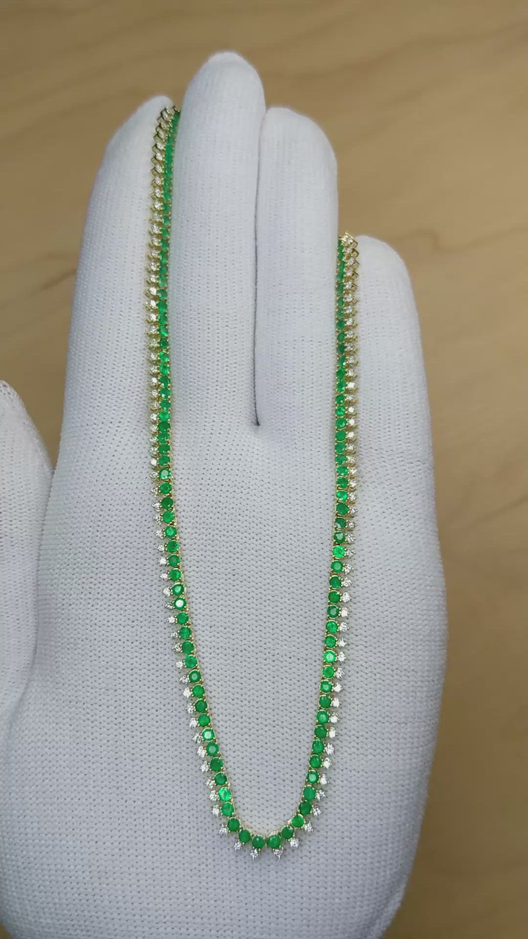 5.20 Ct. Emerald and Natural Diamond Pave Necklace, 14K Yellow Gold Size Video