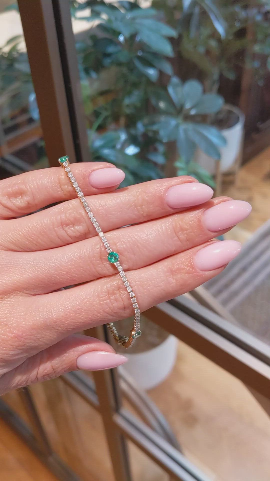 1.15 Ct.Tw.Total Carat Weight Emerald and Natural Diamond Tennis/Line Bracelet, 14K Yellow Gold Size Video