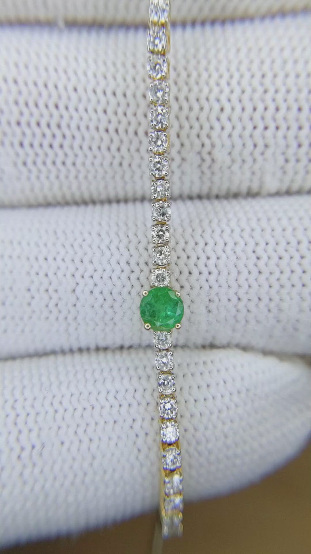 1.15 Ct.Tw.Total Carat Weight Emerald and Natural Diamond Tennis/Line Bracelet, 14K Yellow Gold Size Video