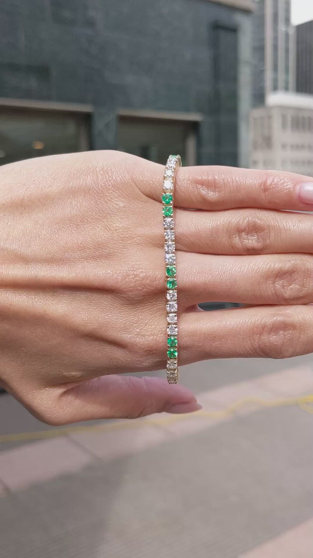1.96&nbsp;Ct.Tw.Total Carat Weight Emerald and Natural Diamond Tennis/Line Bracelet, 14K Yellow Gold Size Video