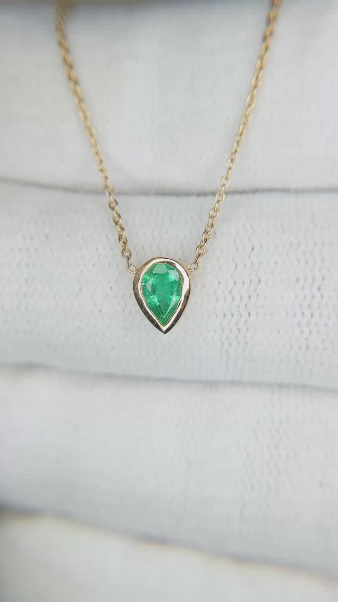 0.40 Ct. Emerald Bezel Necklace, 18K Yellow Gold Size Video