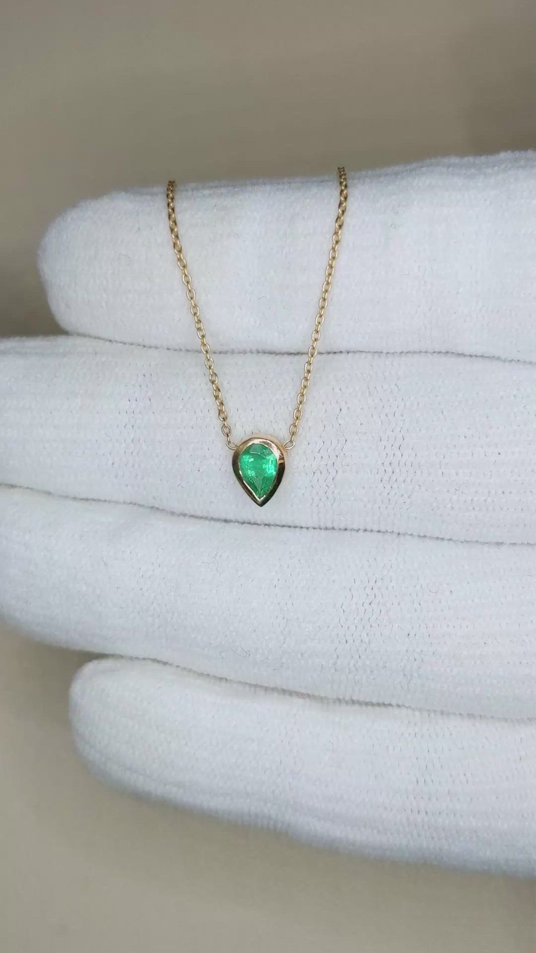 0.40 Ct. Emerald Bezel Necklace, 18K Yellow Gold Size Video