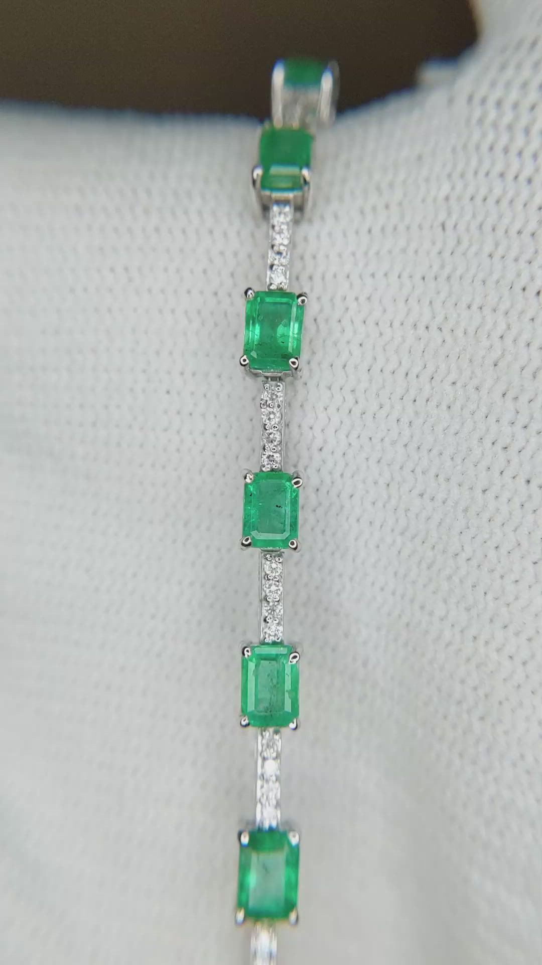 3.78&nbsp;Ct.Tw.Total Carat Weight Emerald and Natural Diamond Tennis/Line Bracelet, 18K White Gold Size Video