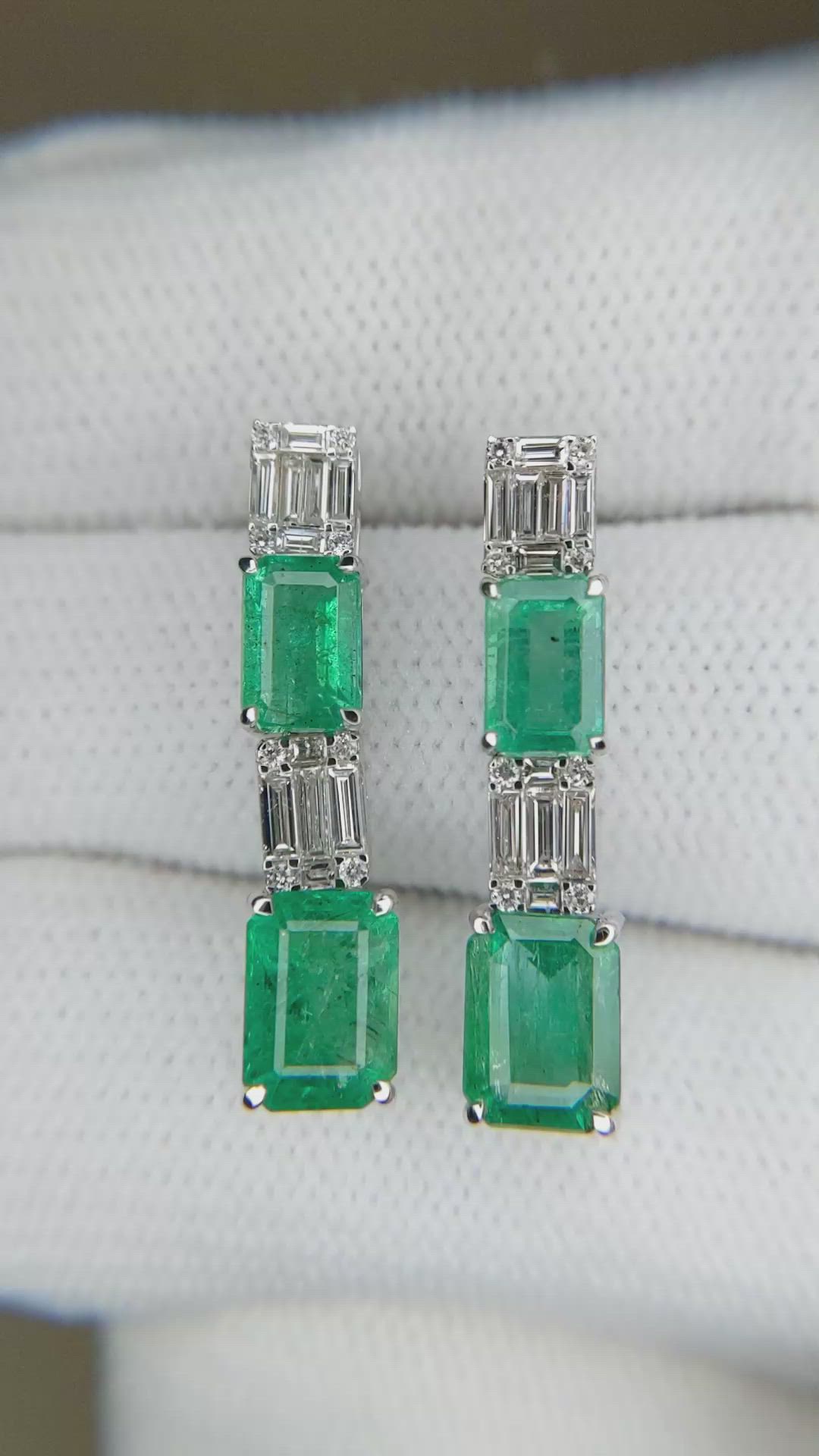 3.40&nbsp;Ct.Tw.Total Carat Weight Emerald and Natural Diamond Studs Earrings, 14K White Gold Size Video