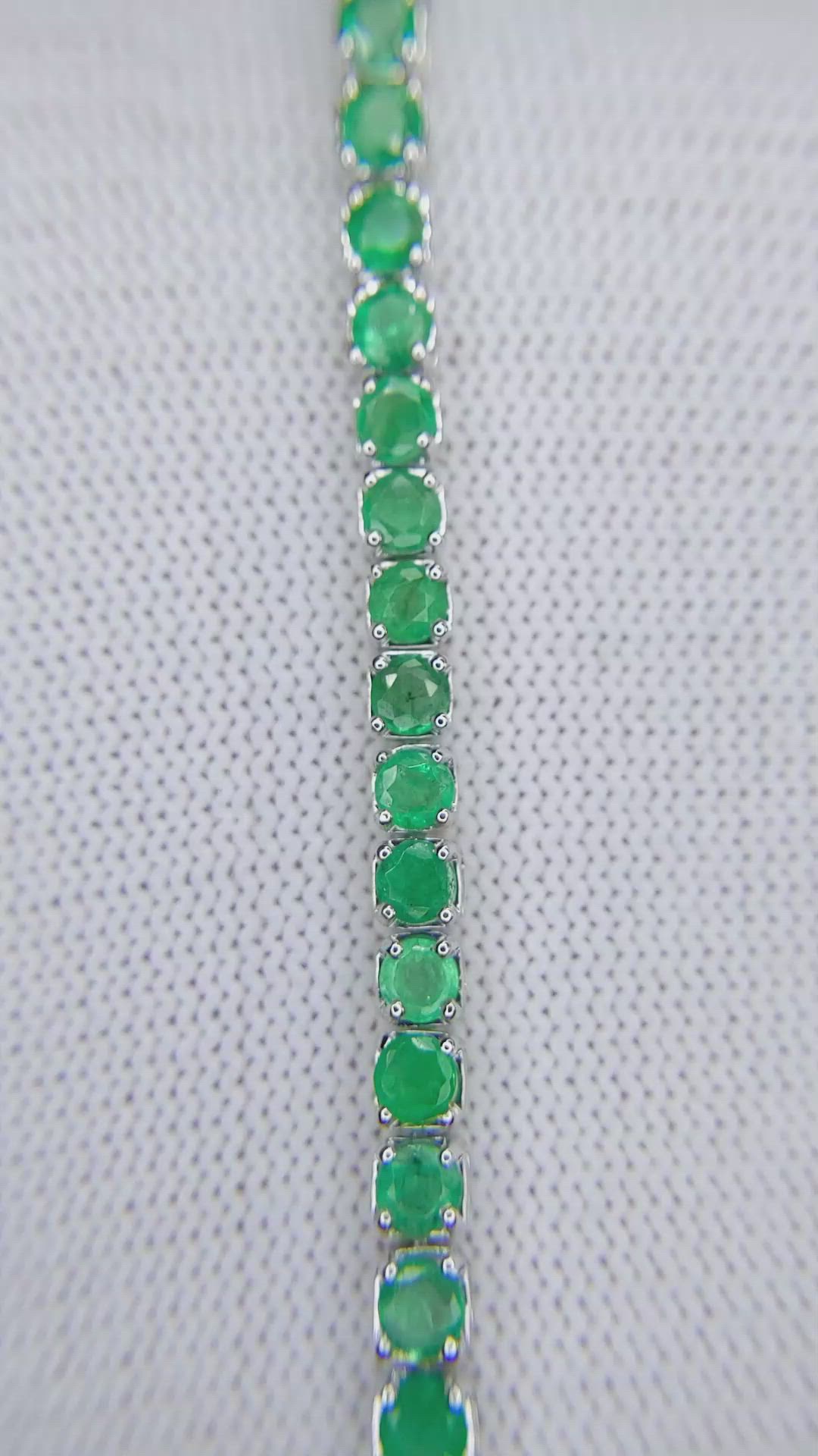 5.52 Ct.Tw.Total Carat Weight Emerald Tennis/Line Bracelet, 14K White Gold Size Video