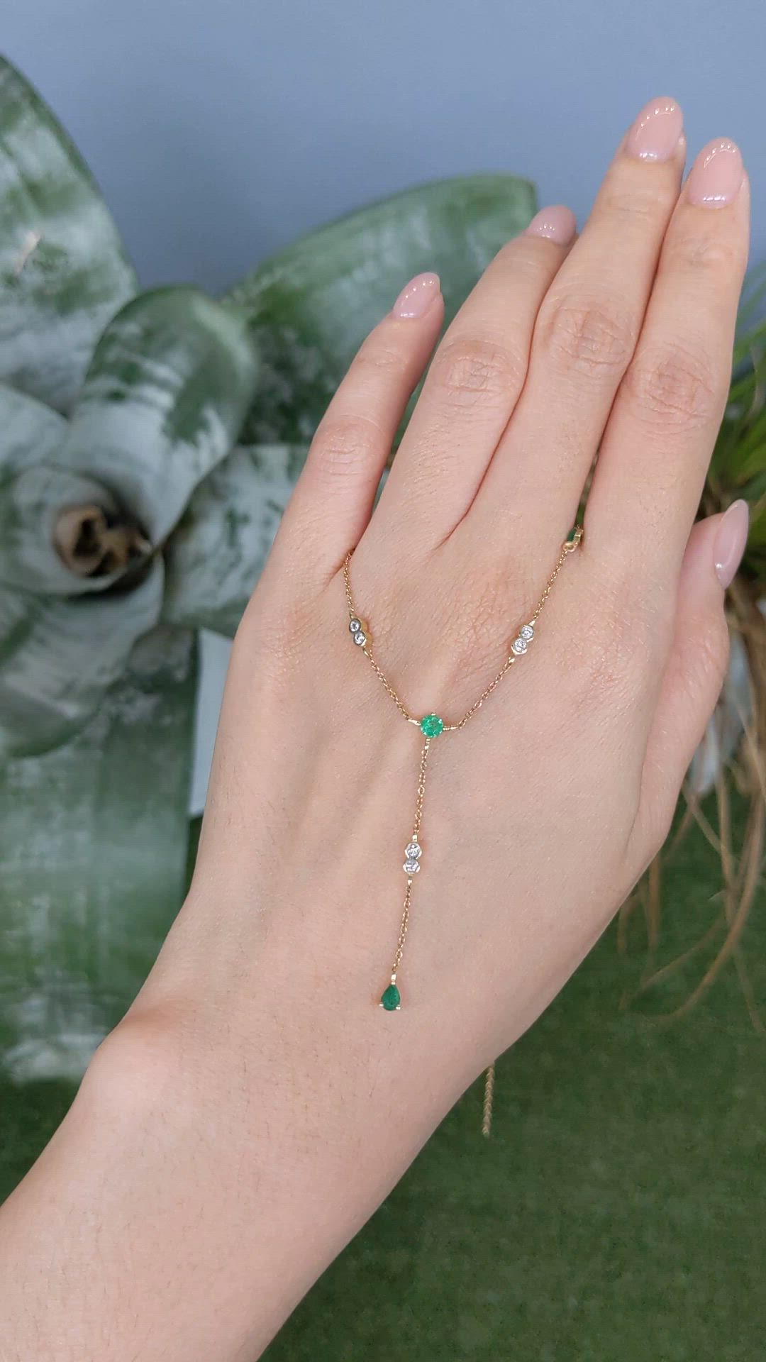 0.62&nbsp;Ct.Tw.Total Carat Weight Emerald and Natural Diamond Accent Stones Necklace, 14K Yellow Gold Size Video