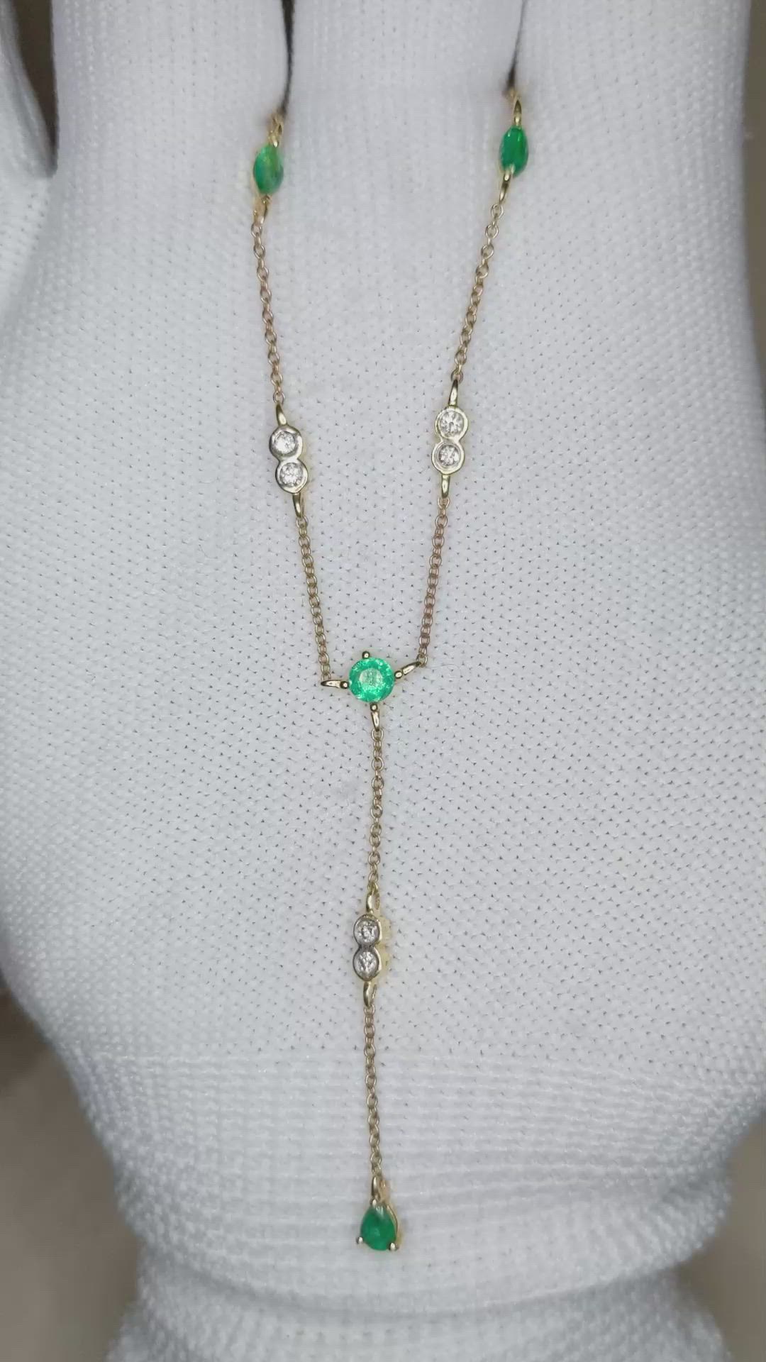 0.62&nbsp;Ct.Tw.Total Carat Weight Emerald and Natural Diamond Accent Stones Necklace, 14K Yellow Gold Size Video