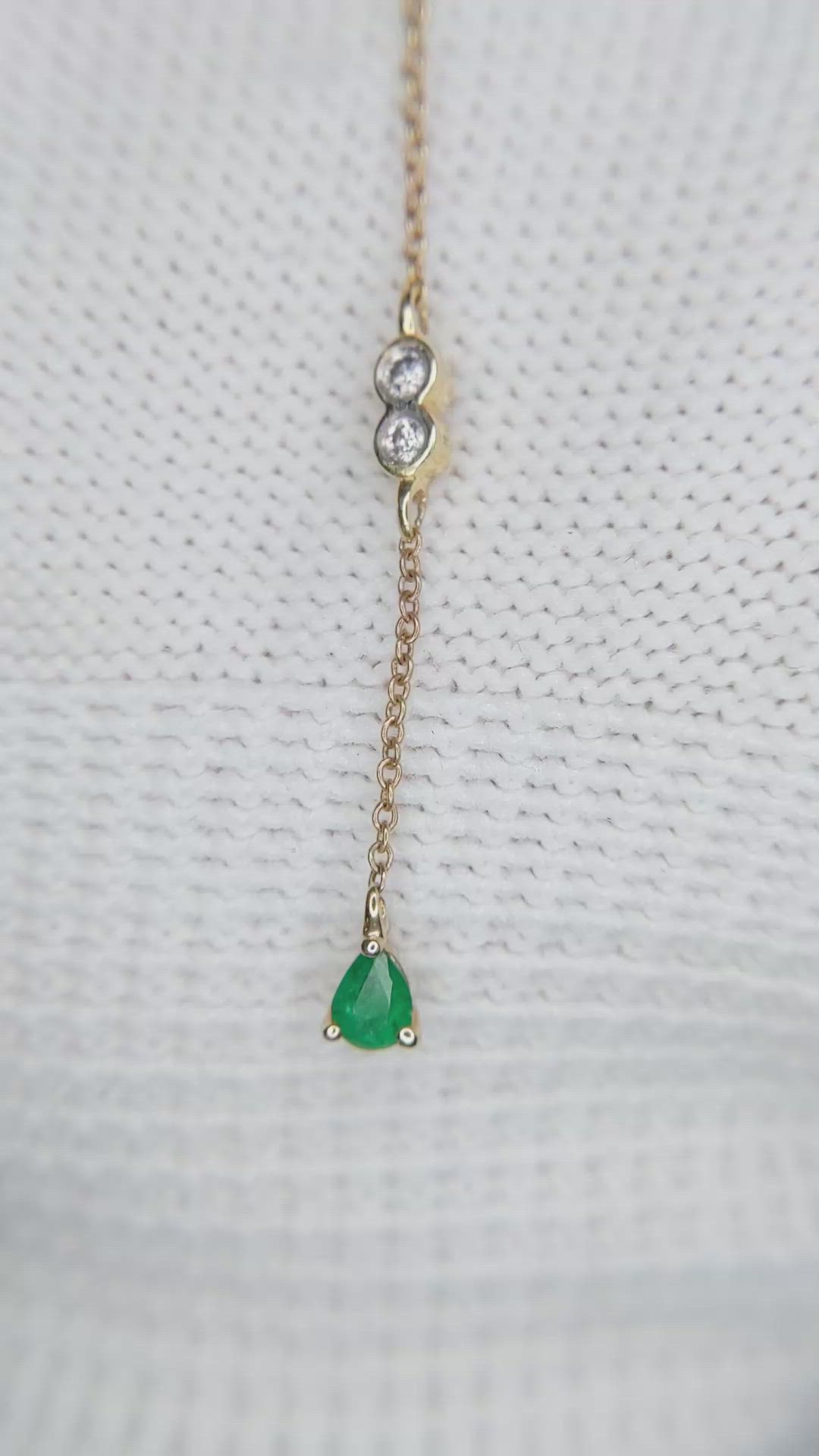 0.62&nbsp;Ct.Tw.Total Carat Weight Emerald and Natural Diamond Accent Stones Necklace, 14K Yellow Gold Size Video