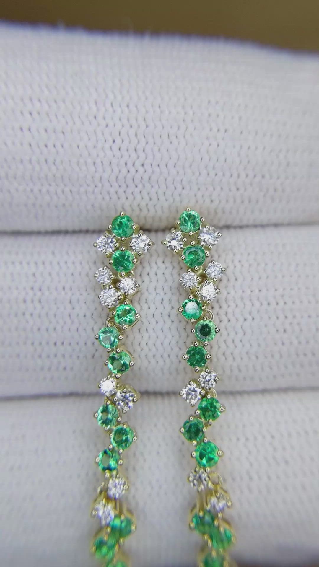 0.90&nbsp;Ct.Tw.Total Carat Weight Emerald Drops Earrings, 14K Yellow Gold Size Video