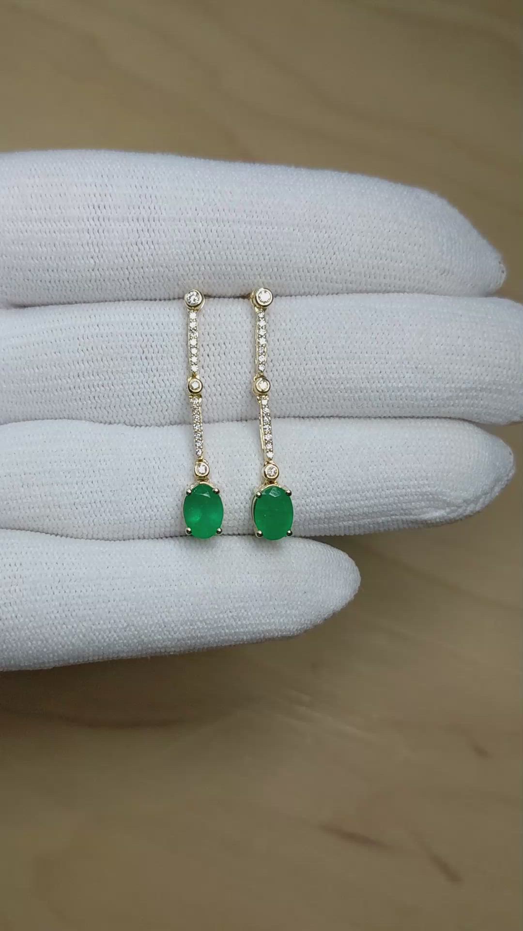 1.52&nbsp;Ct.Tw.Total Carat Weight Emerald and Natural Diamond Pave Earrings, 14K Yellow Gold Size Video