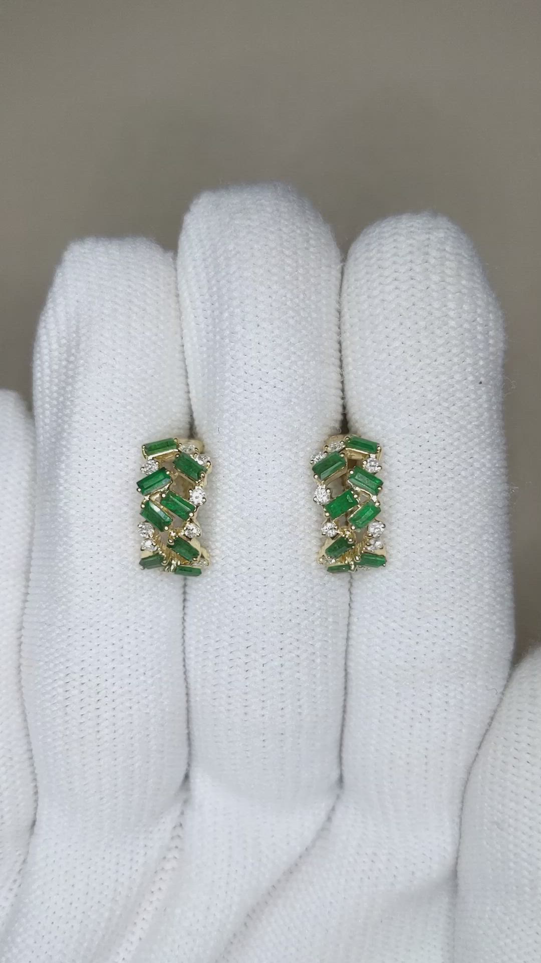 1.08 Ct.Tw.Total Carat Weight Emerald and Natural Diamond Hoops Earrings, 14K Yellow Gold Size Video