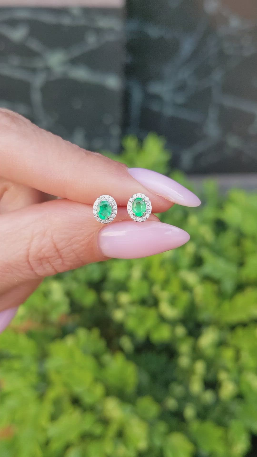 0.33&nbsp;Ct.Tw.Total Carat Weight Emerald and Natural Diamond Studs Earrings, 14K White Gold Size Video