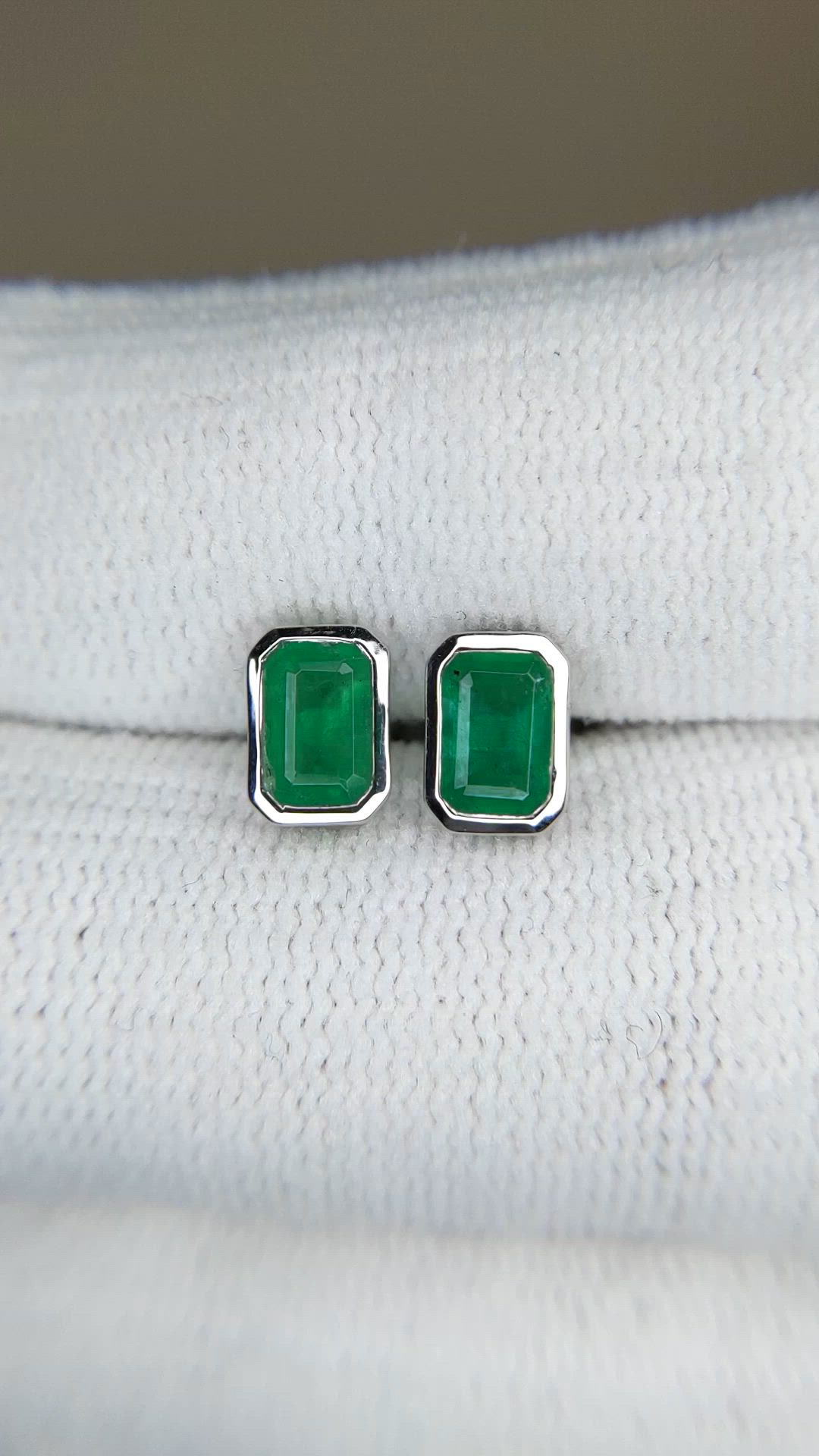 1.10 Ct.Tw.Total Carat Weight Emerald Studs Earrings, 14K White Gold Size Video