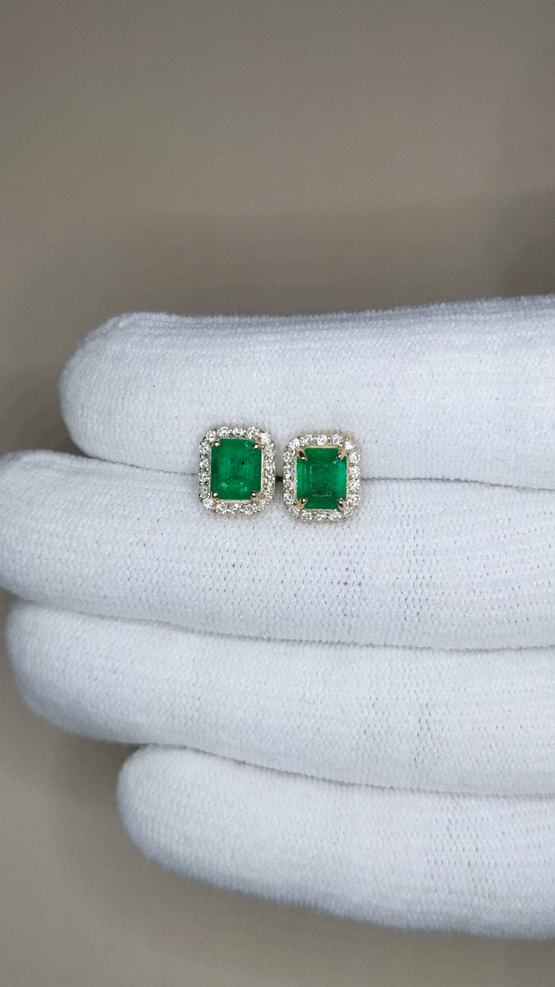 1.75 Ct.Tw.Total Carat Weight Emerald and Natural Diamond Studs Earrings, 18K Yellow Gold Size Video