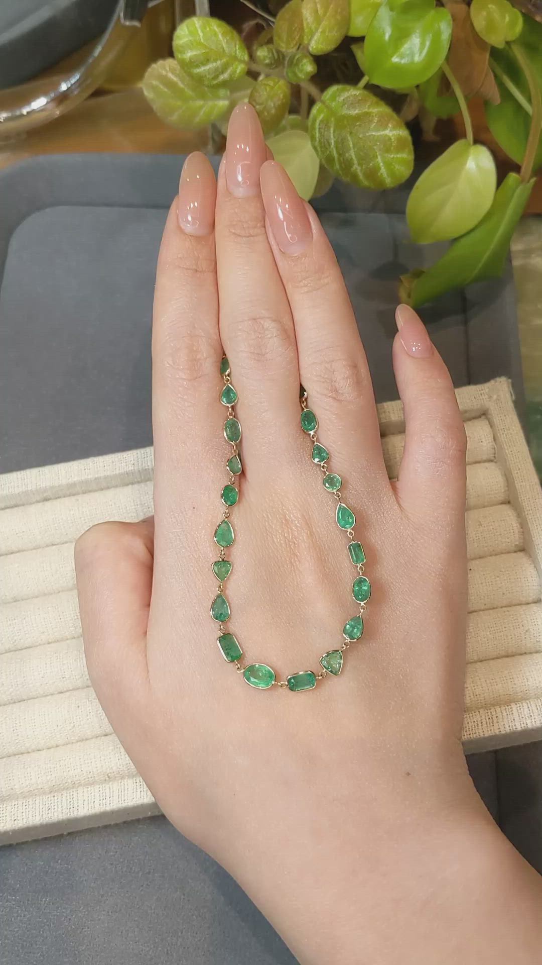 13.52 Ct. Emerald Bezel Necklace, 14K Yellow Gold Size Video
