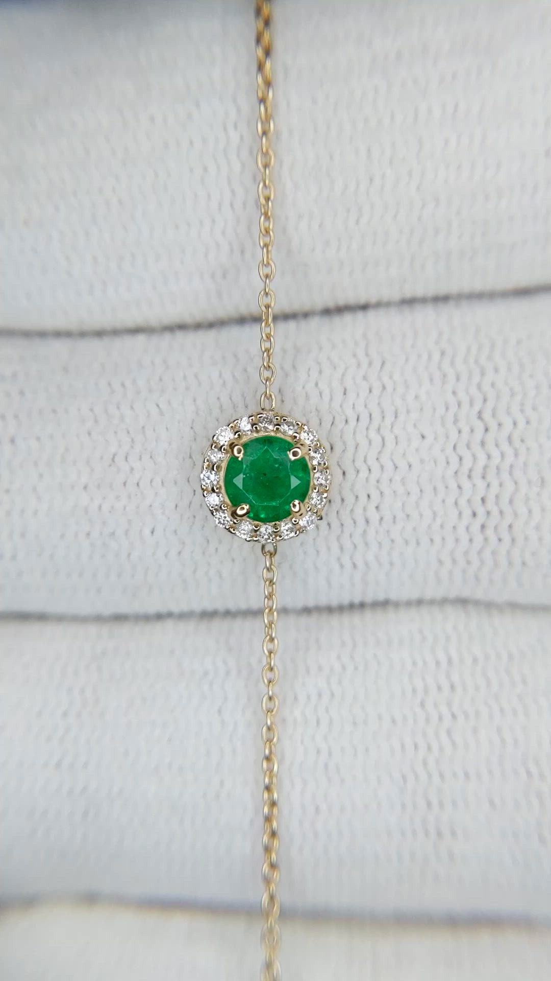 0.41&nbsp;Ct.Tw.Total Carat Weight Emerald and Natural Diamond Pave Bracelet, 14K Yellow Gold Size Video