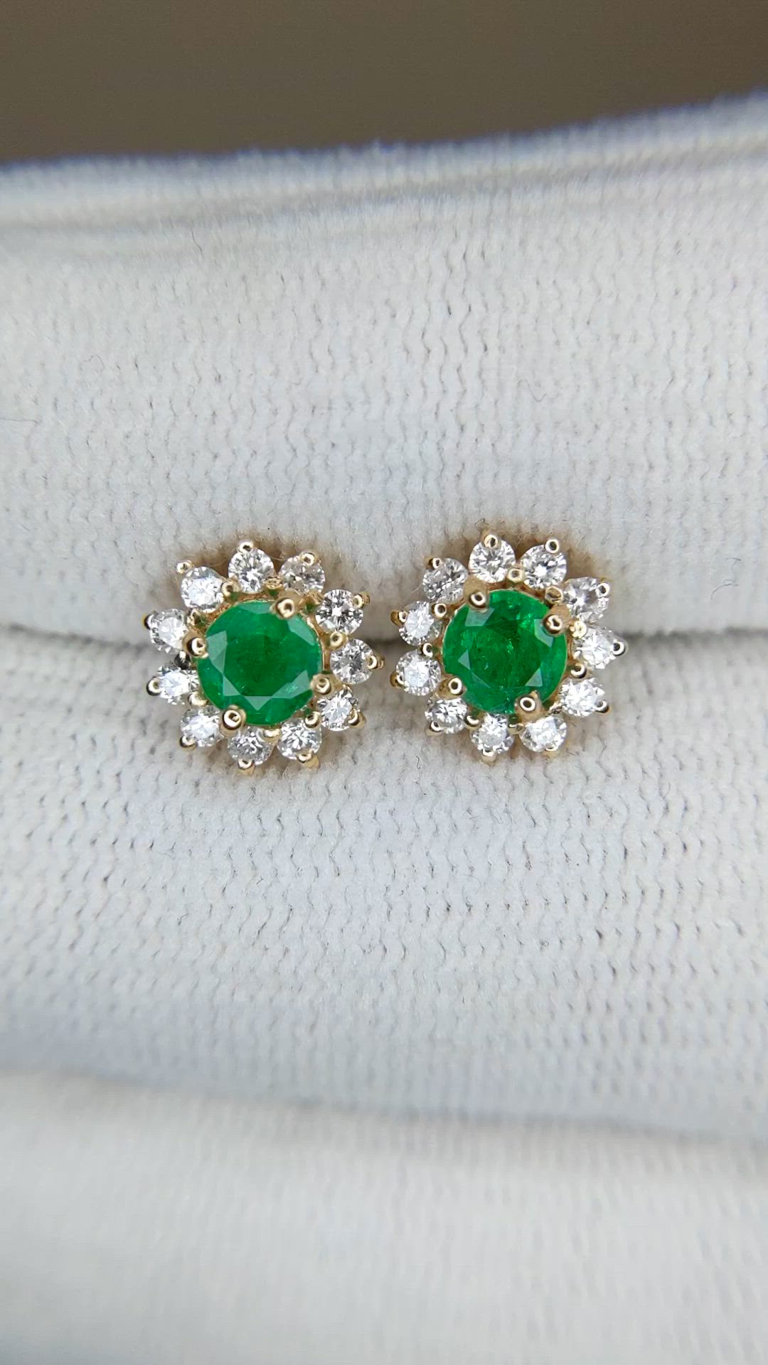 0.64&nbsp;Ct.Tw.Total Carat Weight Emerald and Natural Diamond Studs Earrings, 14K Yellow Gold Size Video