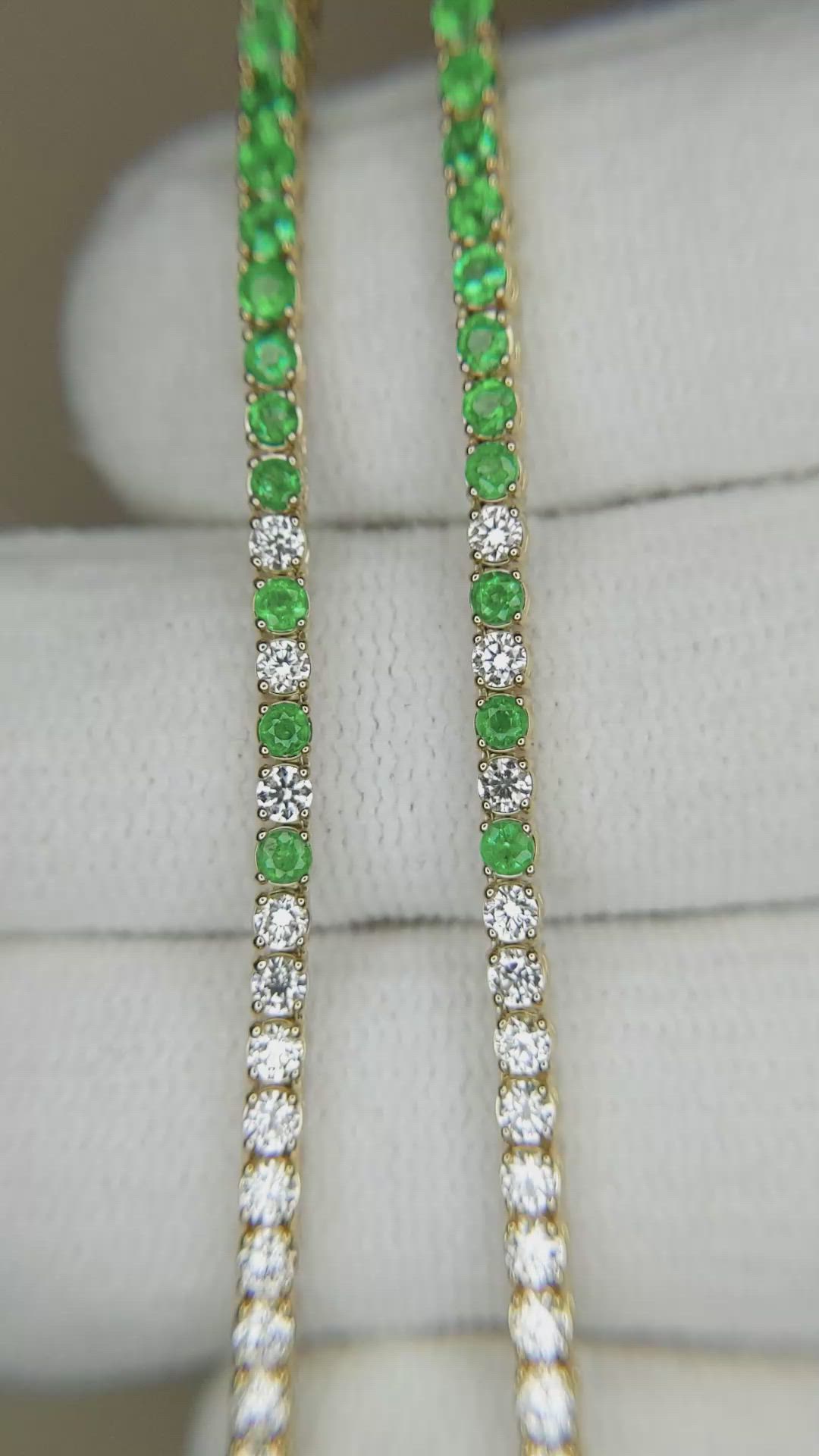 2.85 Ct. Emerald and Natural Diamond Tennis/Riviere Necklace, 14K Yellow Gold Size Video