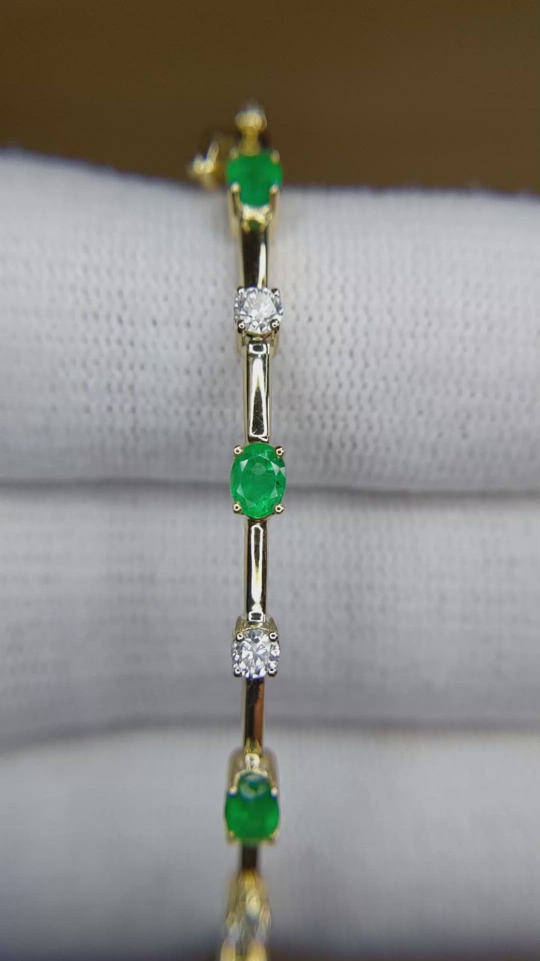 0.87&nbsp;Ct.Tw.Total Carat Weight Emerald and Natural Diamond Bangle Bracelet, 14K Yellow Gold Size Video