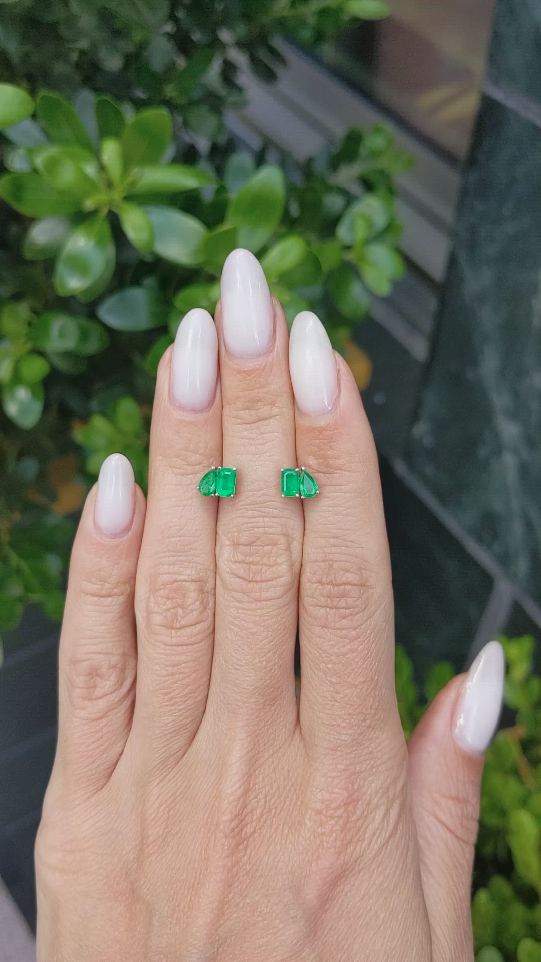 0.56&nbsp;Ct.Tw.Total Carat Weight Emerald Studs Earrings, 14K White Gold Size Video