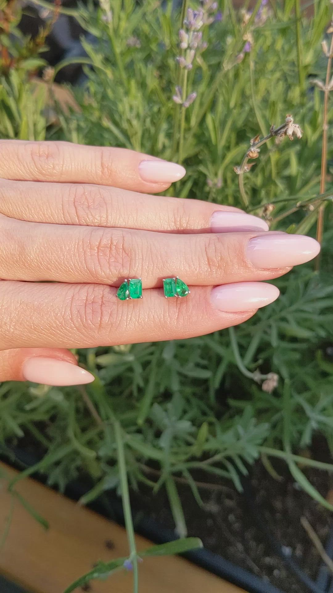 0.56&nbsp;Ct.Tw.Total Carat Weight Emerald Studs Earrings, 14K White Gold Size Video