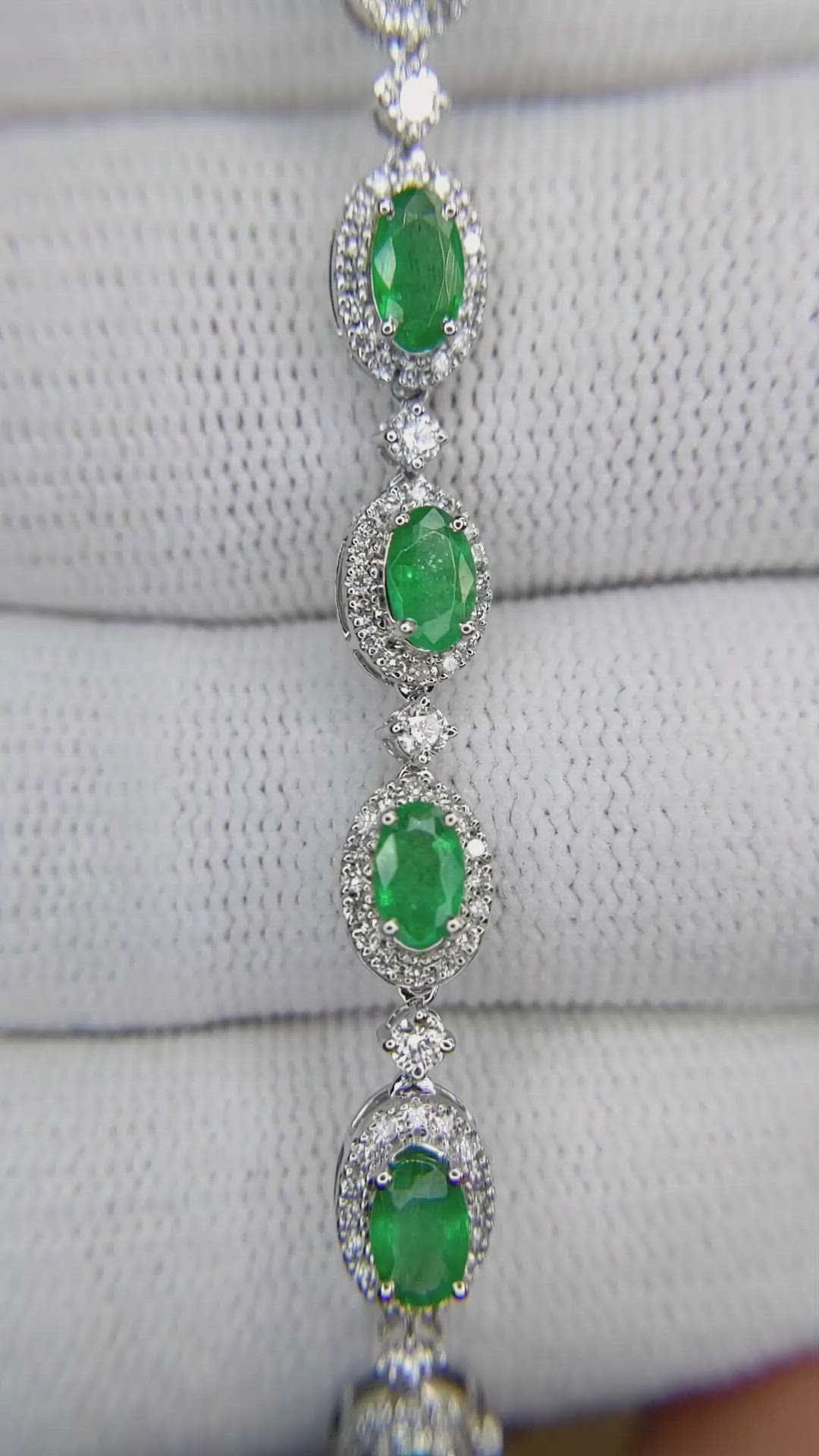 3.64&nbsp;Ct.Tw.Total Carat Weight Emerald and Natural Diamond Pave Bracelet, 14K White Gold Size Video