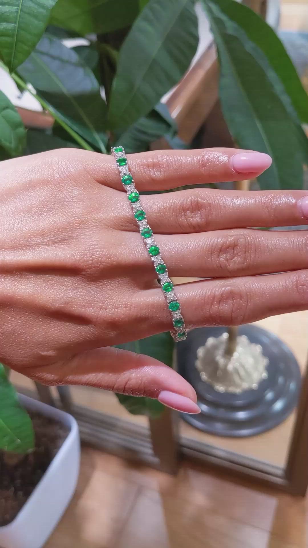 7.63&nbsp;Ct.Tw.Total Carat Weight Emerald and Natural Diamond Tennis/Line Bracelet, Platinum 600 Size Video