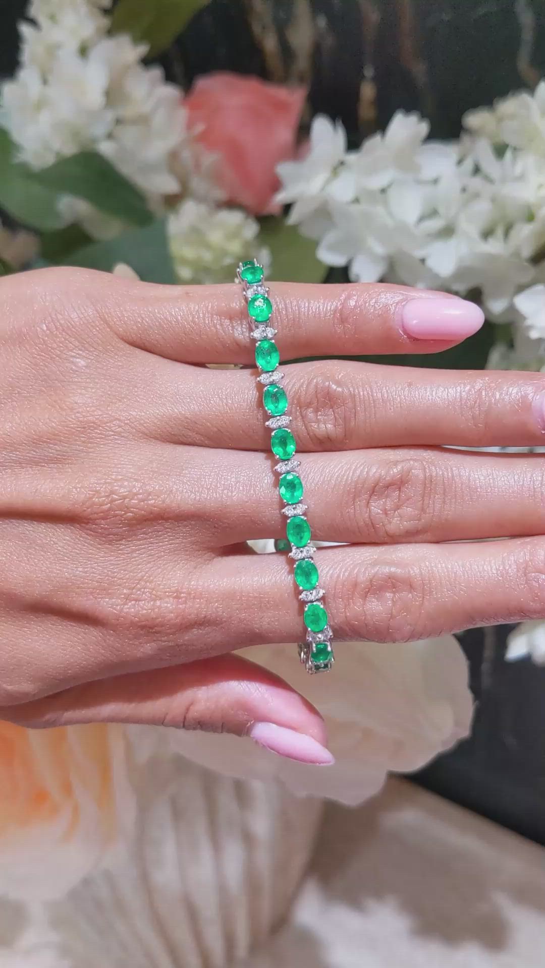 7.63&nbsp;Ct.Tw.Total Carat Weight Emerald and Natural Diamond Tennis/Line Bracelet, Platinum 600 Size Video
