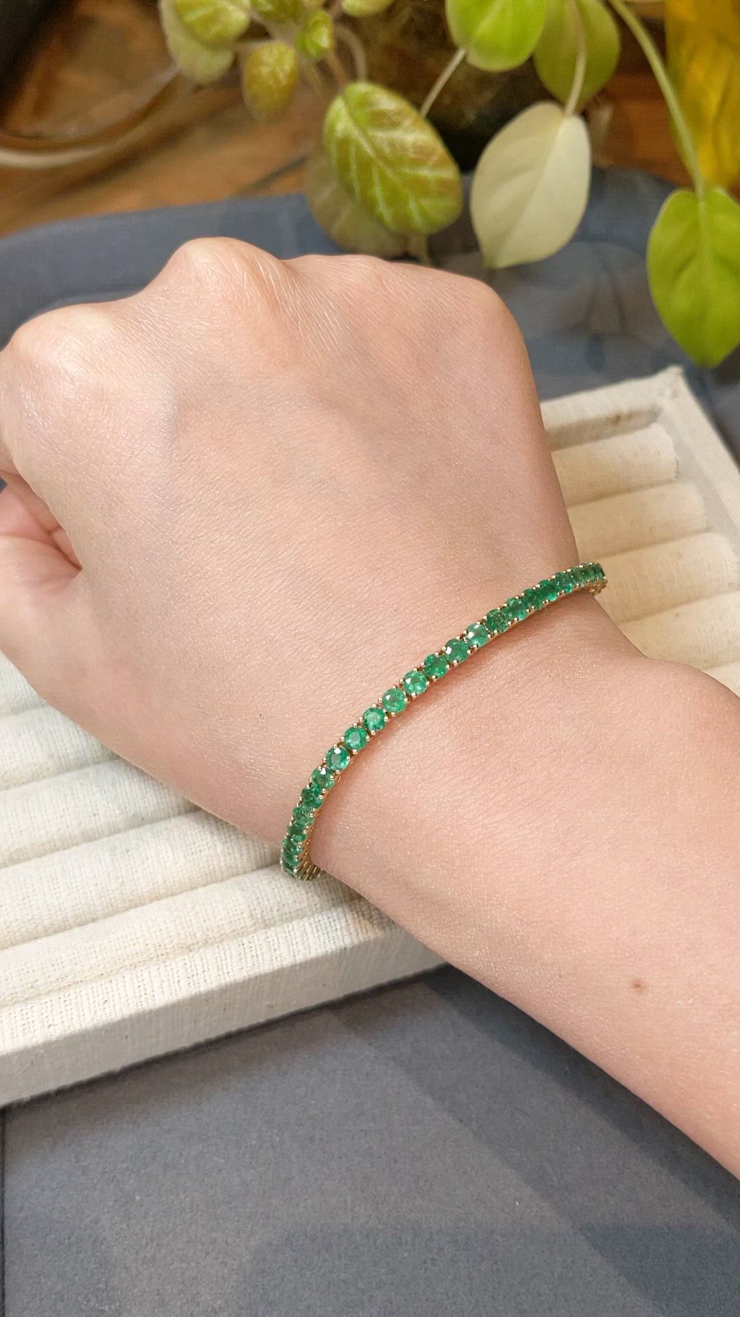 7.00 Ct.Tw.Total Carat Weight Emerald Tennis/Line Bracelet, 14K Yellow Gold Size Video