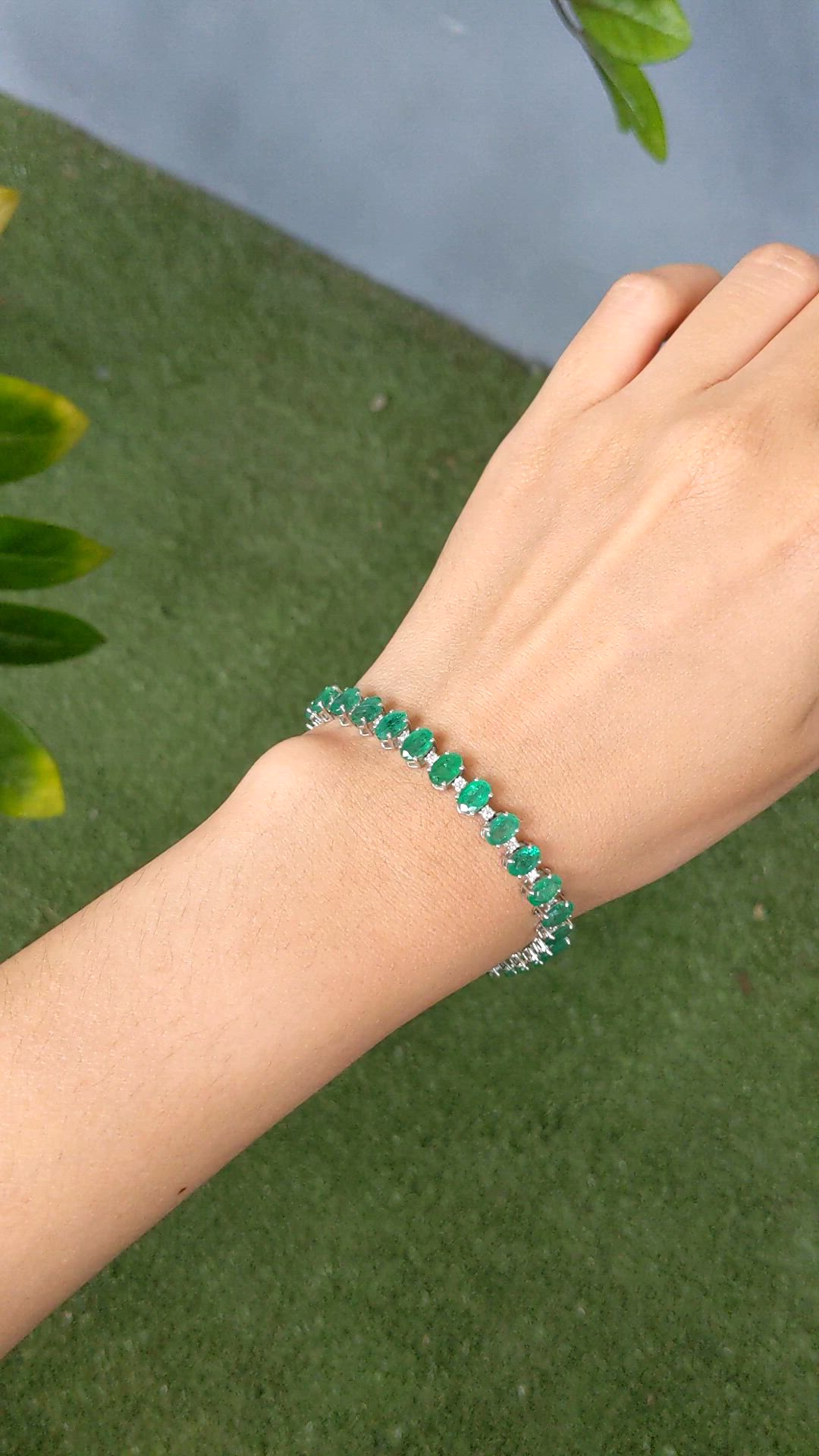 14.25 Ct.Tw.Total Carat Weight Emerald and Natural Diamond Solitaire Bracelet, 14K White Gold Size Video