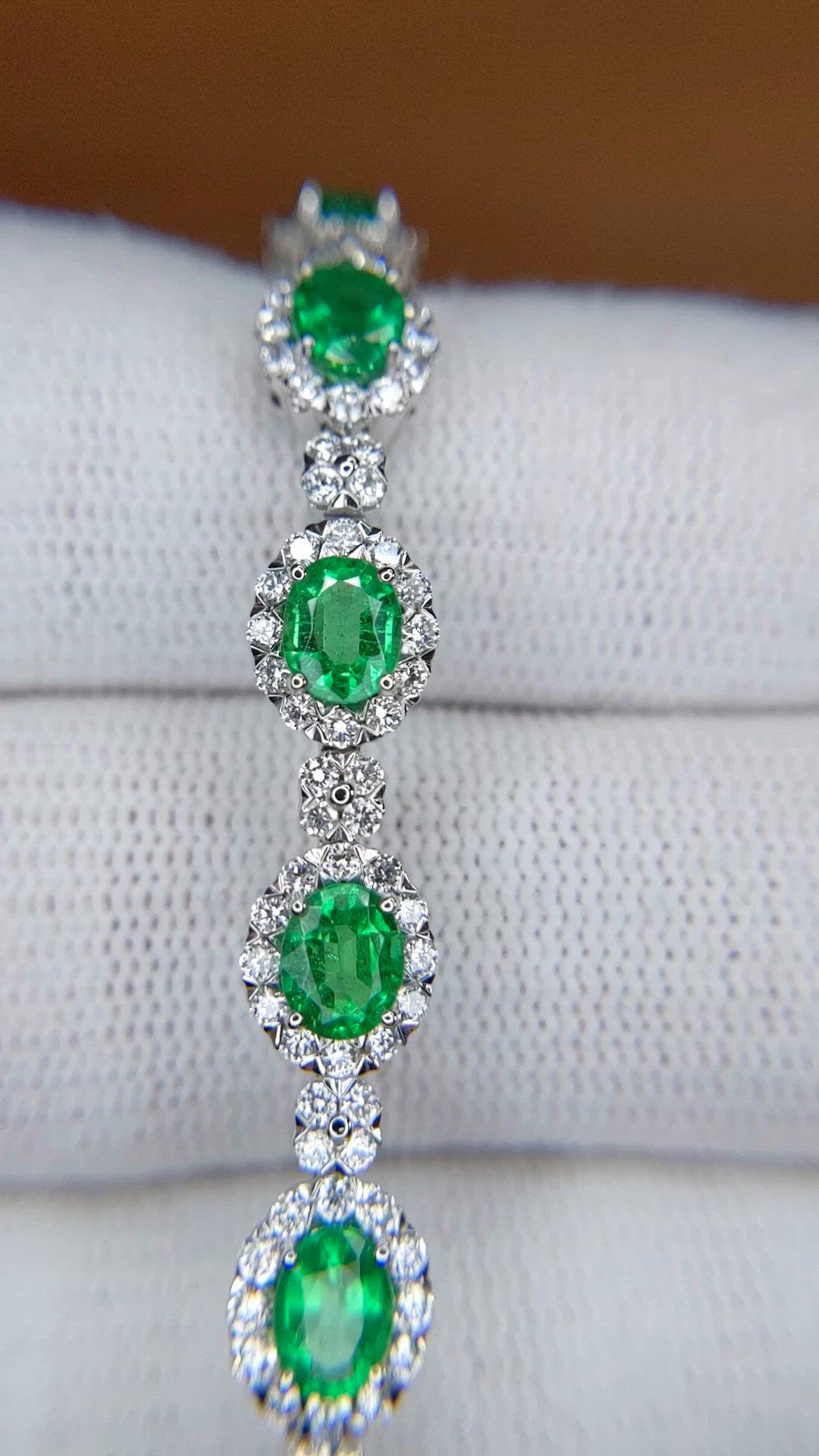 5.08 Ct.Tw.Total Carat Weight Emerald and Natural Diamond Tennis/Line Bracelet, Platinum 600 Size Video