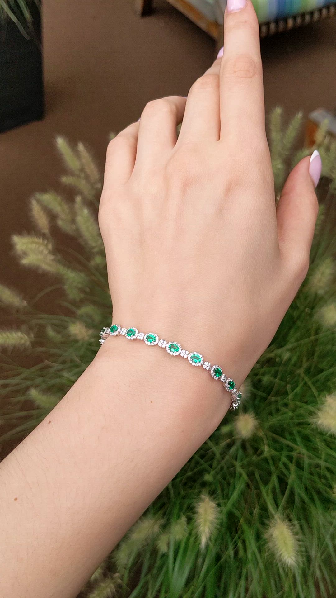 3.11 Ct.Tw.Total Carat Weight Emerald and Natural Diamond Tennis/Line Bracelet, Platinum 600 Size Video
