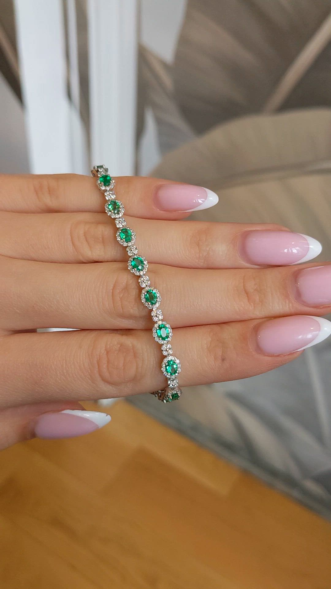 3.11 Ct.Tw.Total Carat Weight Emerald and Natural Diamond Tennis/Line Bracelet, Platinum 600 Size Video