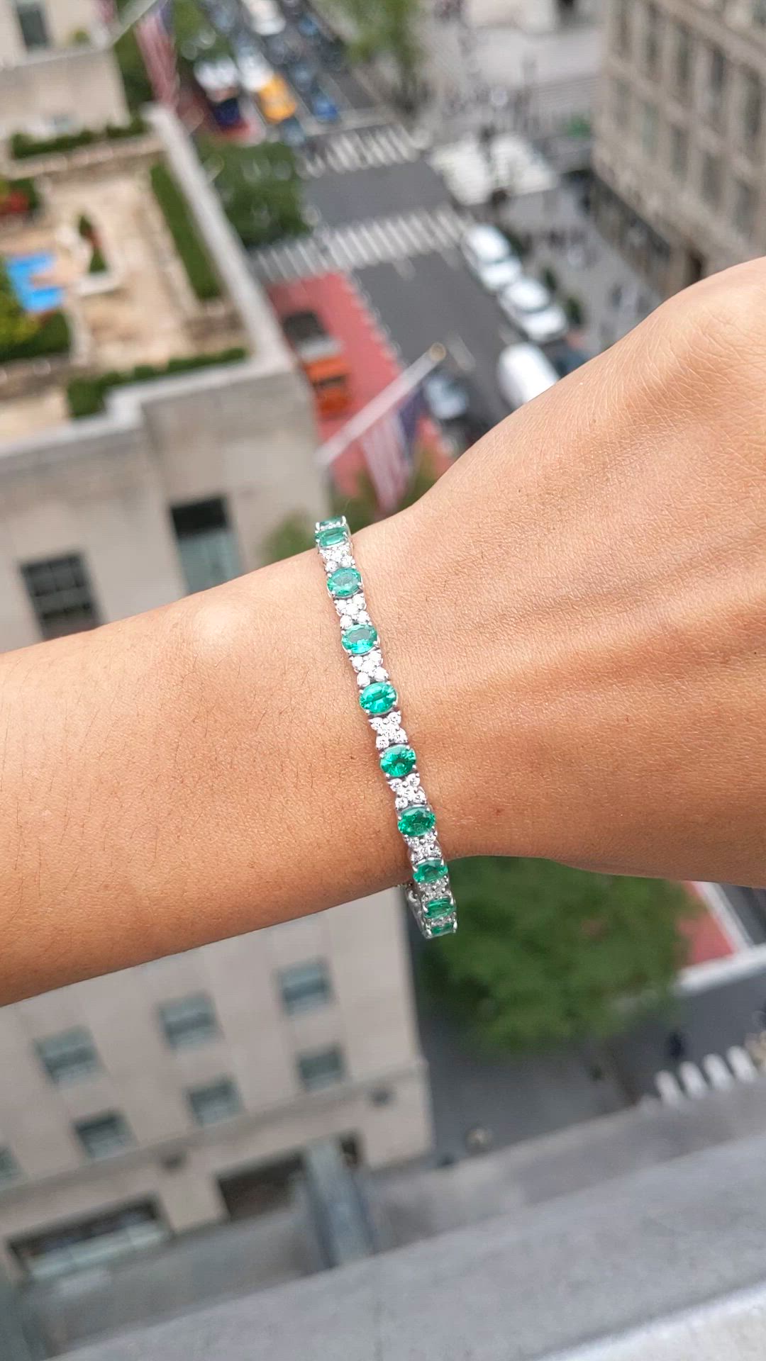 6.11 Ct.Tw.Total Carat Weight Emerald and Natural Diamond Tennis/Line Bracelet, Platinum 600 Size Video