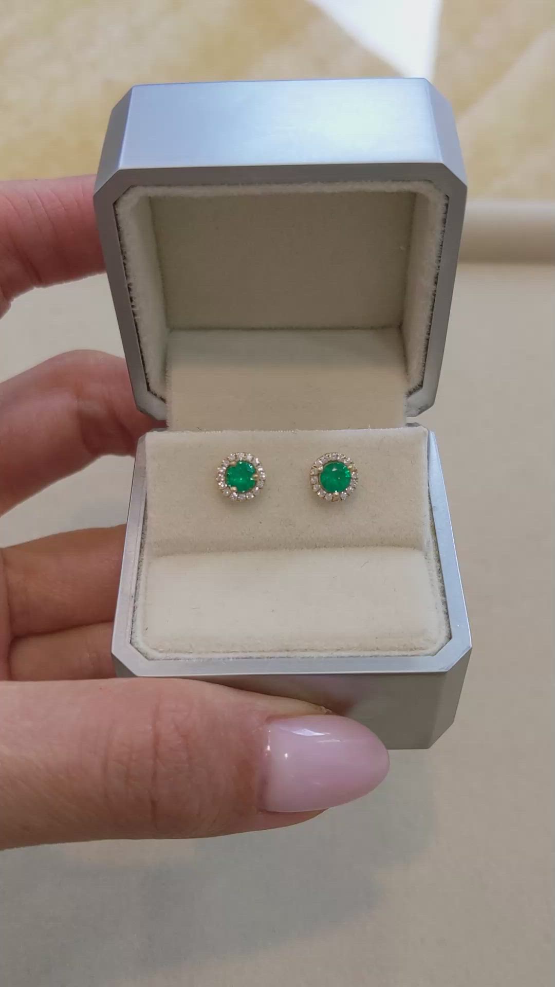 0.40&nbsp;Ct.Tw.Total Carat Weight Emerald and Natural Diamond Studs Earrings, 18K Yellow Gold Size Video