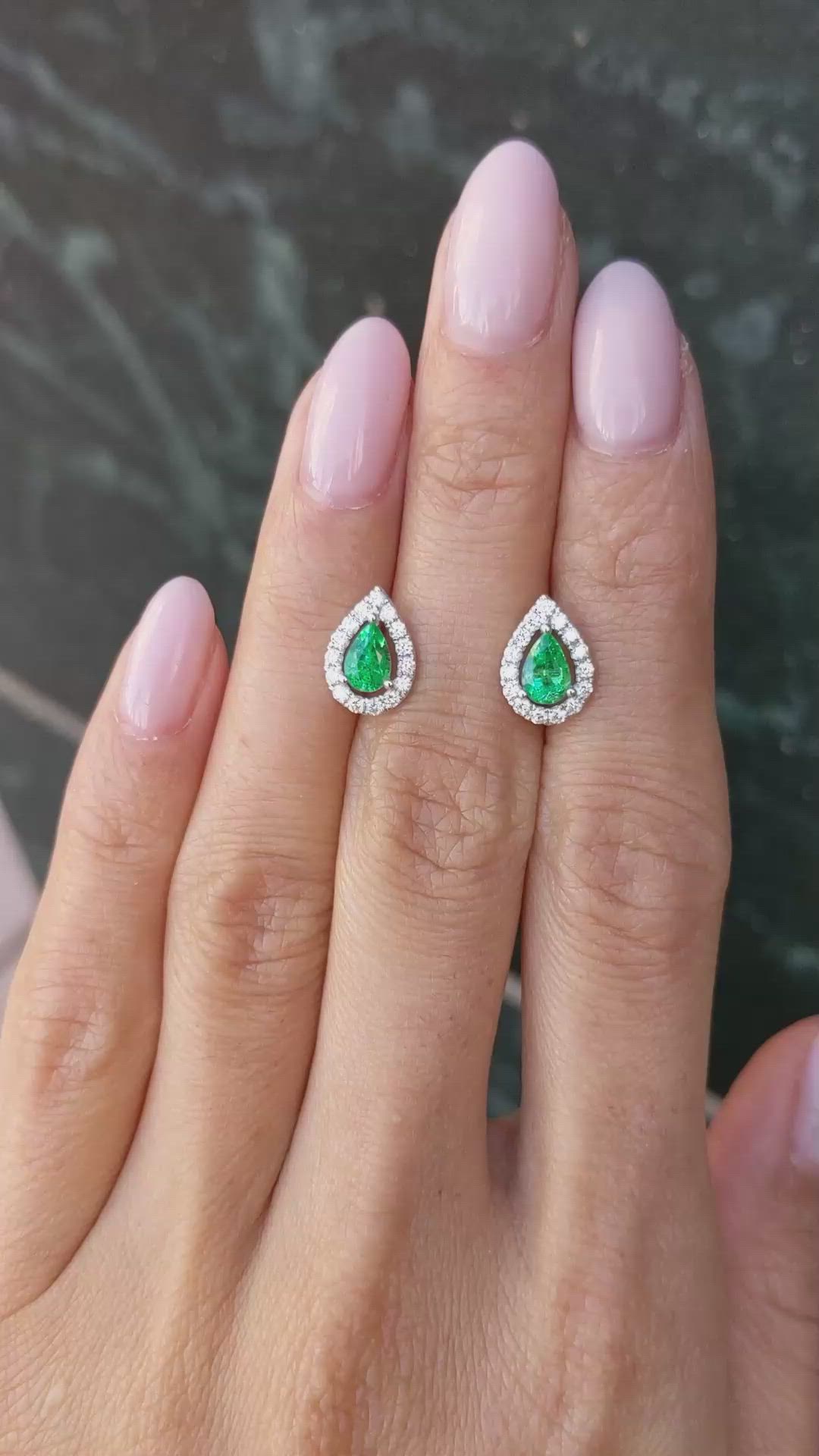 0.87&nbsp;Ct.Tw.Total Carat Weight Emerald and Natural Diamond Studs Earrings, 14K White Gold Size Video