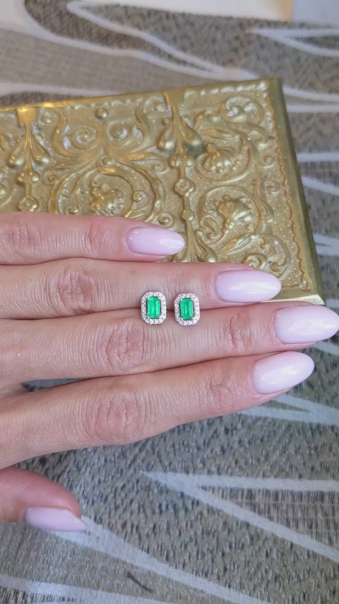 0.50&nbsp;Ct.Tw.Total Carat Weight Emerald and Natural Diamond Studs Earrings, 18K White Gold Size Video