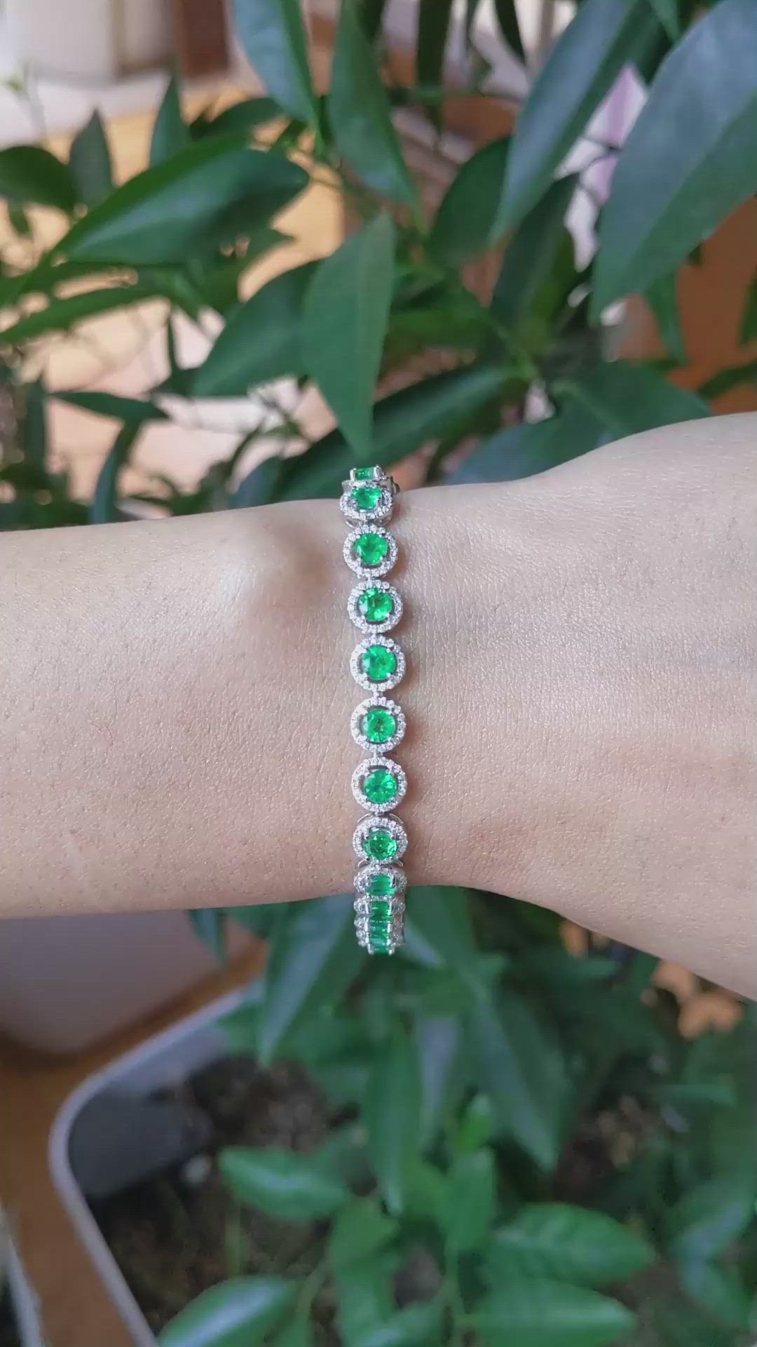 5.00 Ct.Tw.Total Carat Weight Emerald and Natural Diamond Tennis/Line Bracelet, 18K White Gold Size Video