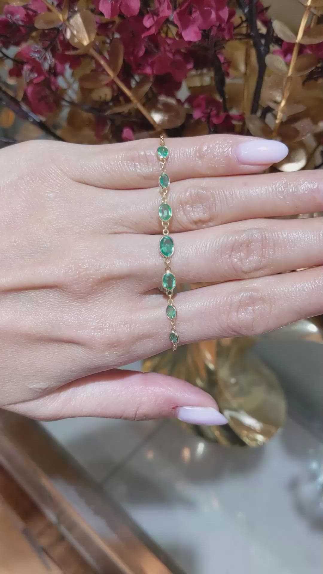 1.70 Ct.Tw.Total Carat Weight Emerald Bezel Bracelet, 18K Yellow Gold Size Video